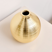 Gold Metal Ribbed Swirl Vase - 17cm